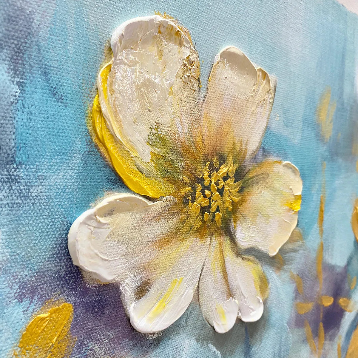 GOLDEN BLOSSOM DRIFT: Drifting Petals Gold Accent Painting