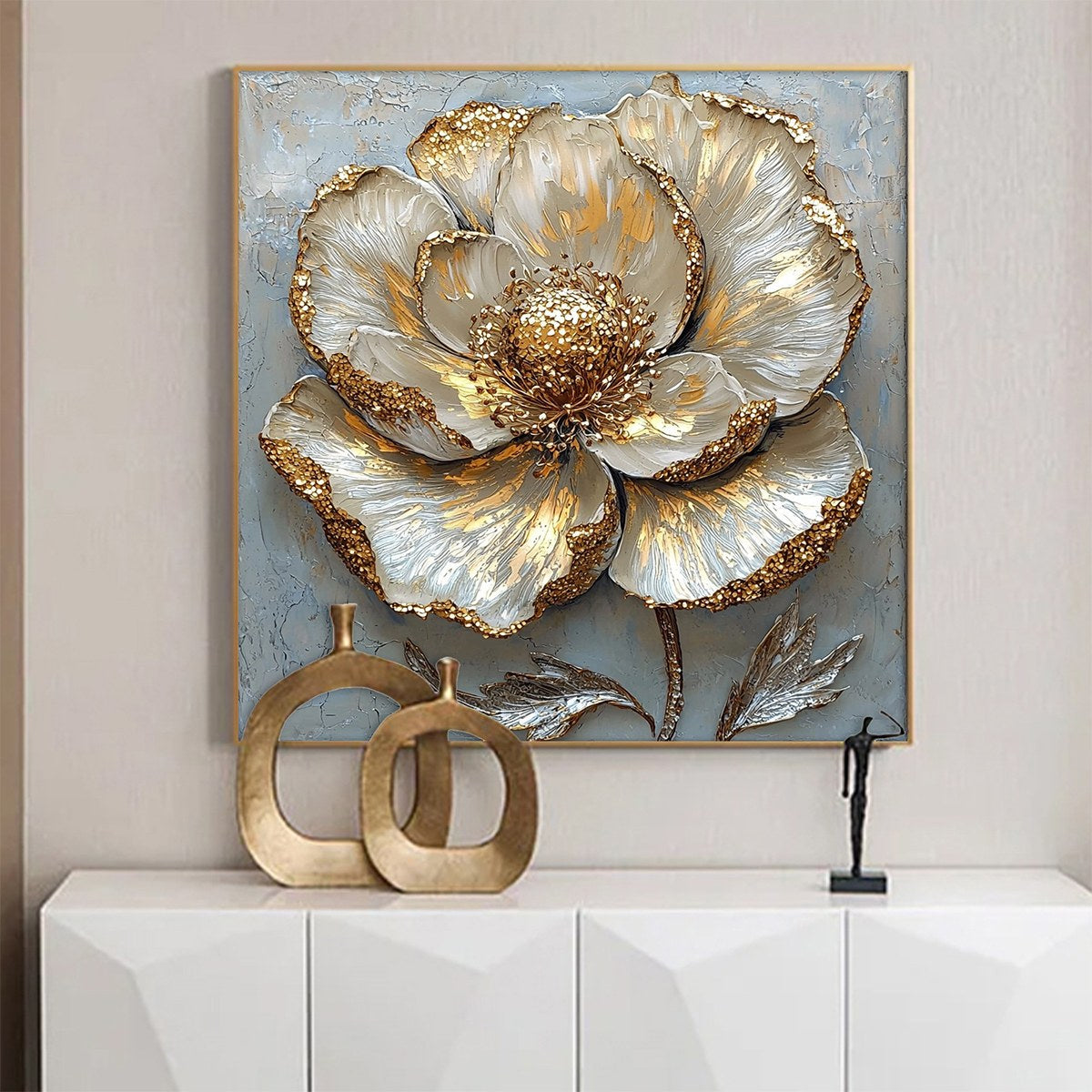 GOLDEN BLOOM: Textured Impasto Single Opulent Flower Canvas